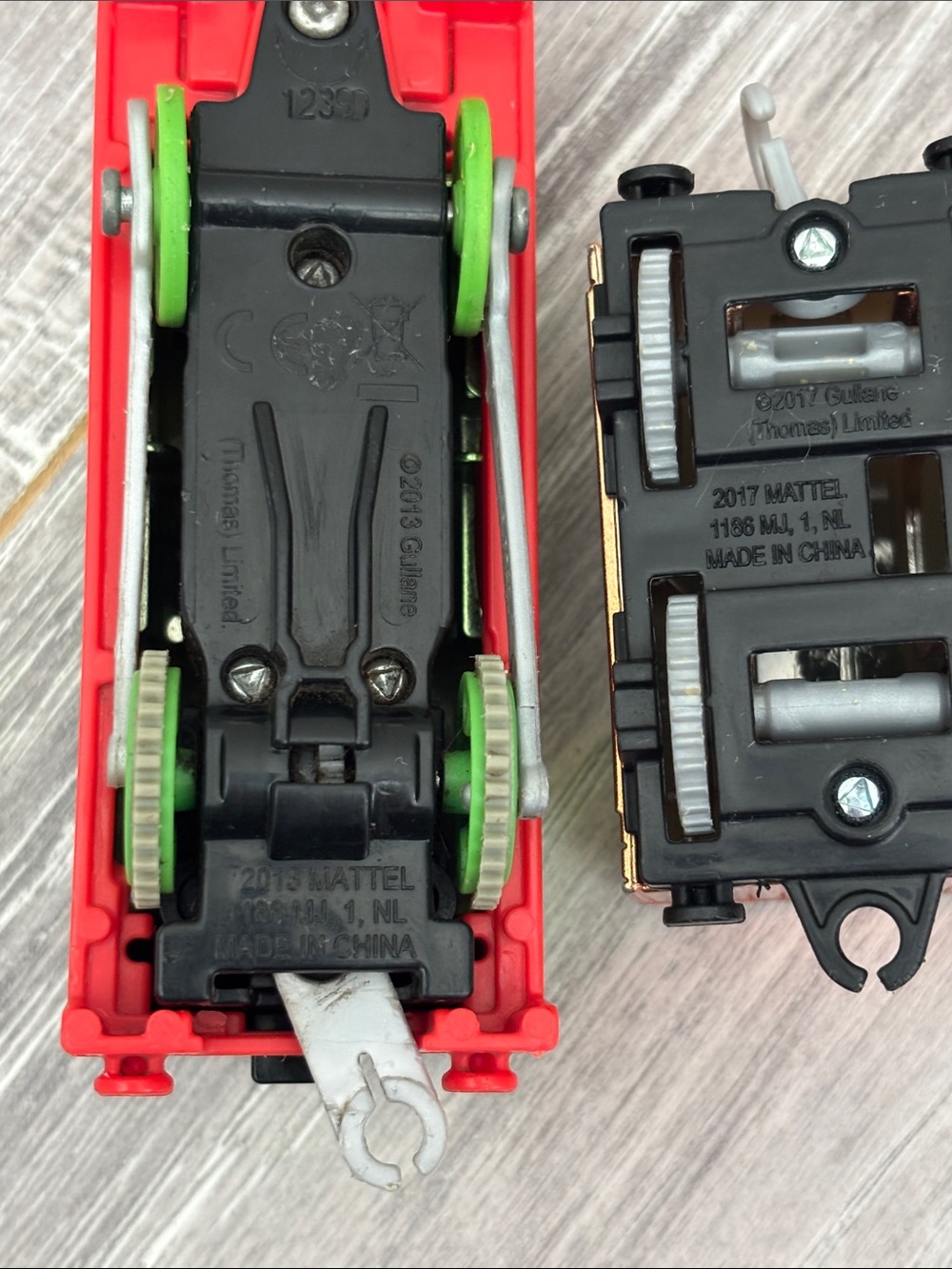 Metallic Motorized Trackmaster Percy and Tender - Thomas & Friends WORKS! - Picture 8 of 12